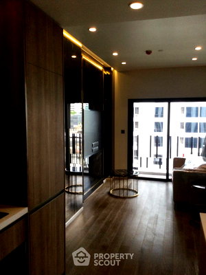 Condos for rent : Well-Priced 1-BR Condo, Muniq Sukhumvit 23, 100m to MRT Sukhumvit (ID 392911)