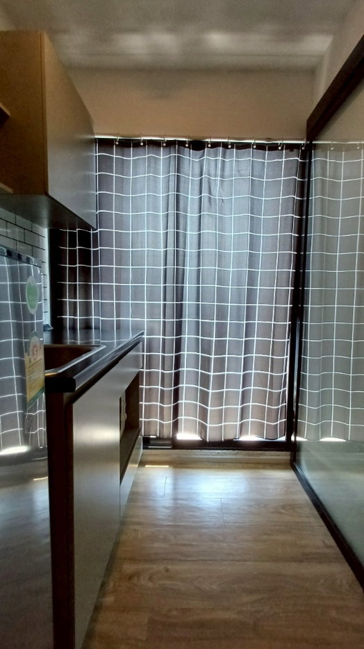 รูป ห้องตกแต่งใหม่ ชั้น 7 วิวสระน้ำ ห้องพิเศษมีน้อย เครื่องใล้ไฟฟ้าครบ - รูปที่ 34/45