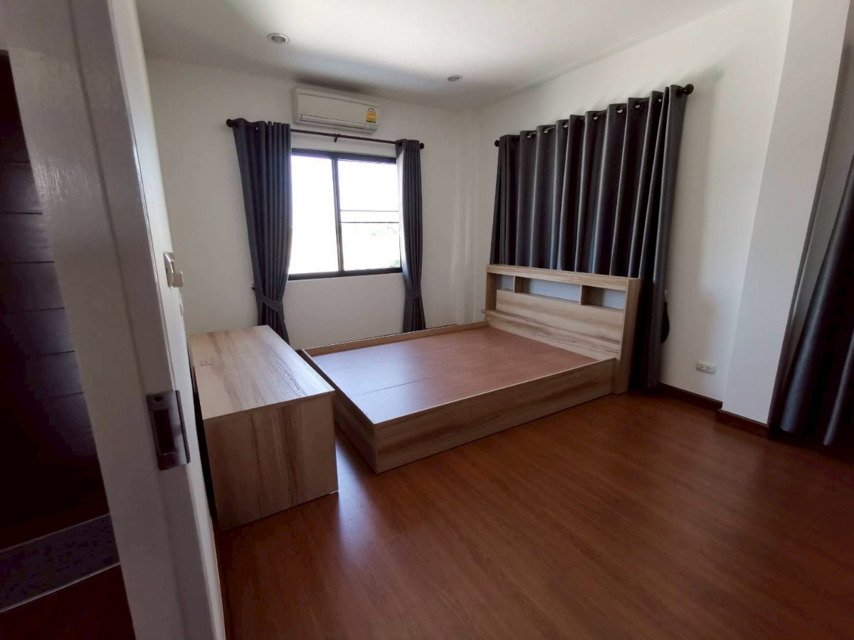 รูป ขายบ้านเดี่ยว บ้านเลขที่สวย ทำเลดี - รูปที่ 8/12