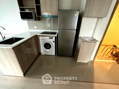 Condos for rent Soi Sukhumvit 71 : 2-BR Condo at PYNN Pridi 20 near BTS Phra Khanong (ID 1960023)