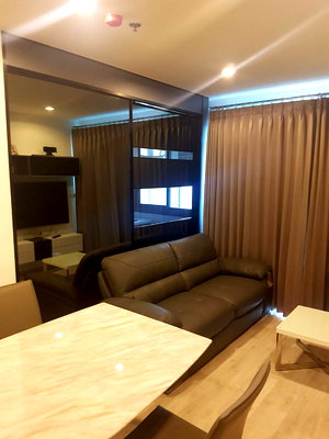 Condos for sale : Condo for sale, beautiful high-floor unit with Rama VIII Bridge view at **Ideo Mobi Charan Interchange**, near MRT Bang Khun Non Intersection.