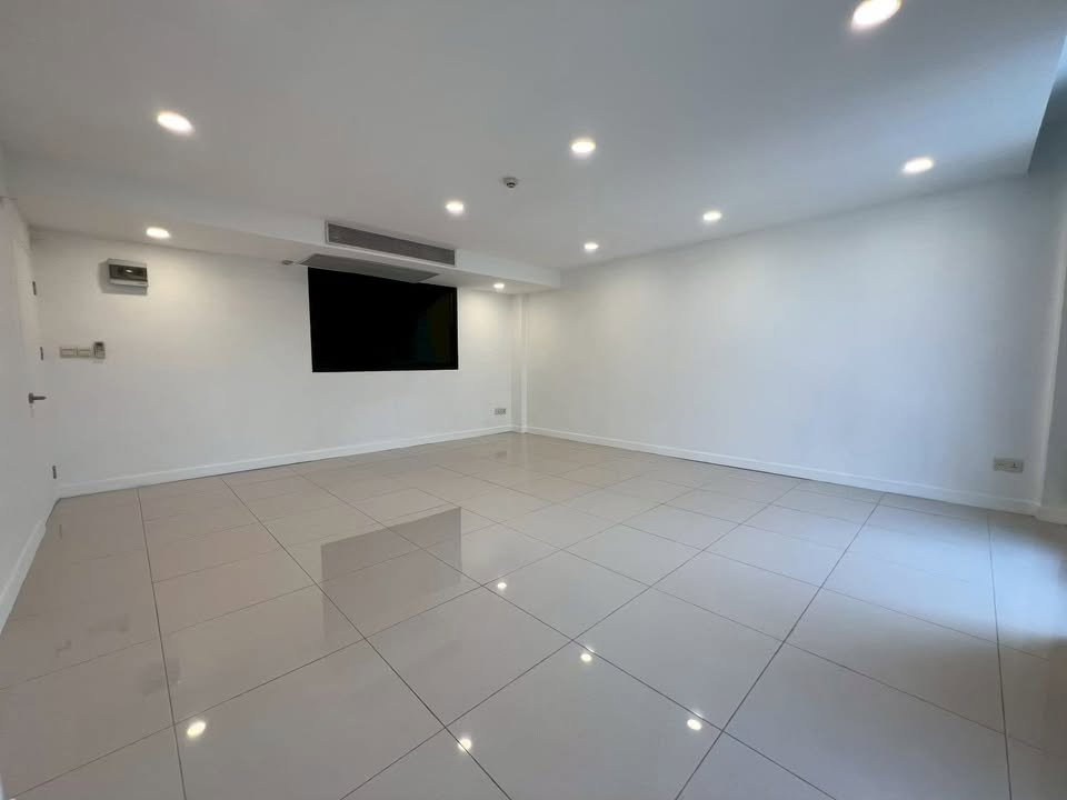 รูป ให้เช่า สำนักงาน ออฟฟิศ มีลิฟท์ขนของในตัว ทำเลสุขุมวิท 103 - รูปที่ 14/16