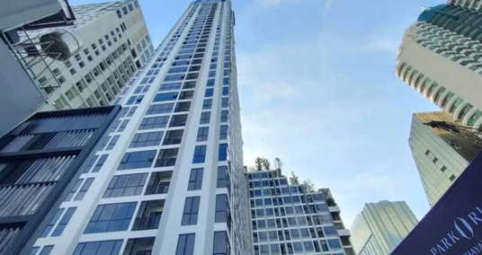 ✨ For Sale: Park Origin Phayathai Condo ✨  💰 Only 5,500,000 THB