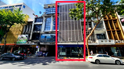 อาคารพาณิชย์ จุฬาลงกรณ์มหาวิทยาลัย :  ขายอาคารพาณิชย์ 3 ห้อง 5.5 ชั้น ติดถนนใหญ่ สีลม ทำเลทองใจกลาง CBD กรุงเทพฯ หายากแล้ว