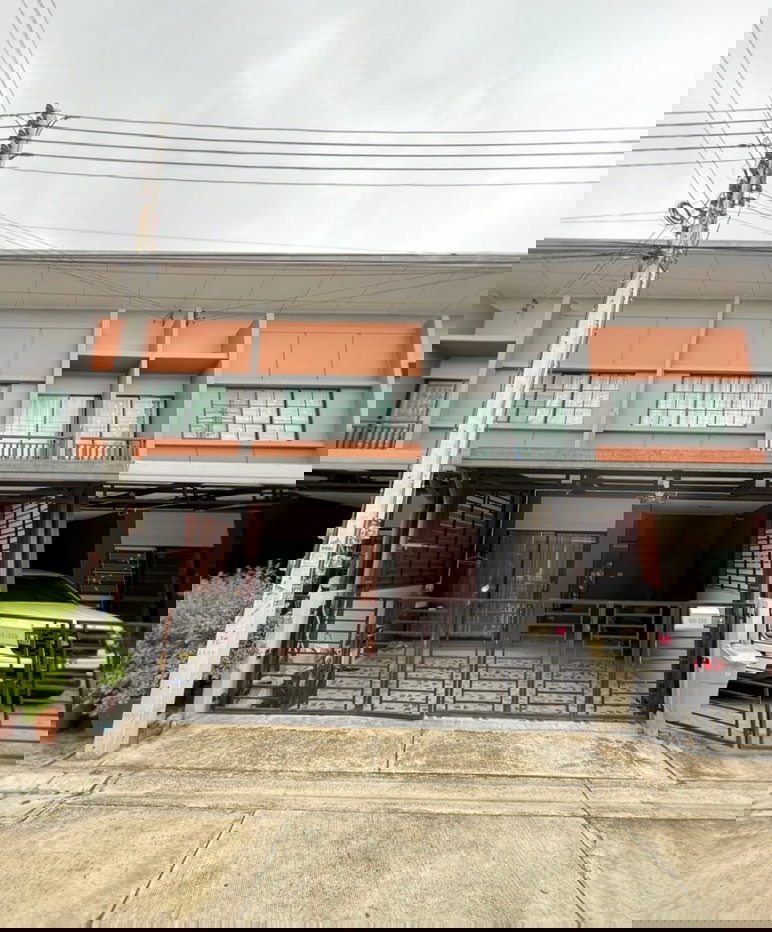 รูป ขายด่วน !! บ้านสิริเพลสนวนคร ติดตลาดโรงเกลือ ใกล้นิคมฯนวนคร - รูปที่ 1/5