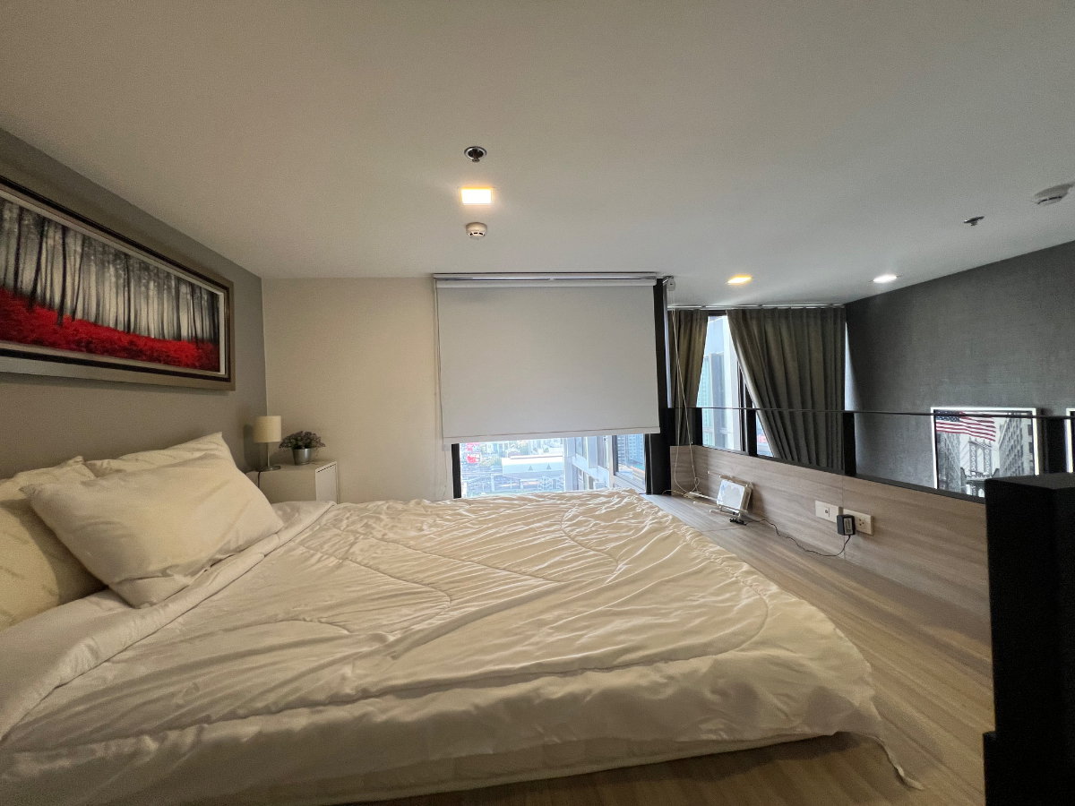 รูป ❤️🏙️ คอนโด Duplex 2 ชั้น❤️ 📸Video room🚝 MRT พระราม 9 ห้องสวย 🔰ใกล้ Central พระราม 9 , ฟอร์จูน จ๊อดแฟร์☎️ Tel/line/whatapp : 0917061999 คุณกวา - รูปที่ 30/37