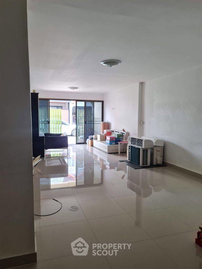 รูป ทาวน์เฮ้าส์ 3-ห้องนอน ใน จอมทอง (ID 2809865) - รูปที่ 2/15