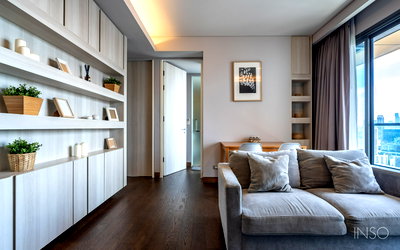 Condos for rent : For Rent Spacious 2 bedroom  Luxury living with a beautiful view at The Lumpini Sukhumvit 24