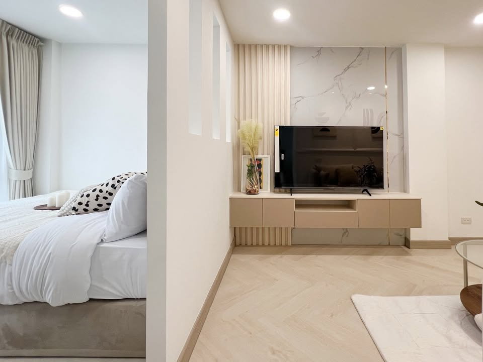 รูป  ขายคอนโด The Niche ลาดพร้าว 48 เฟส 2 ห้องสวยพร้อมอยู่ แถมฟรีเครื่องใช้ไฟฟ้าและเฟอร์นิเจอร์บิลท์อิน ราคานี้ฟรีทุกค่าใช้จ่ายวันโอน!  - รูปที่ 7/13