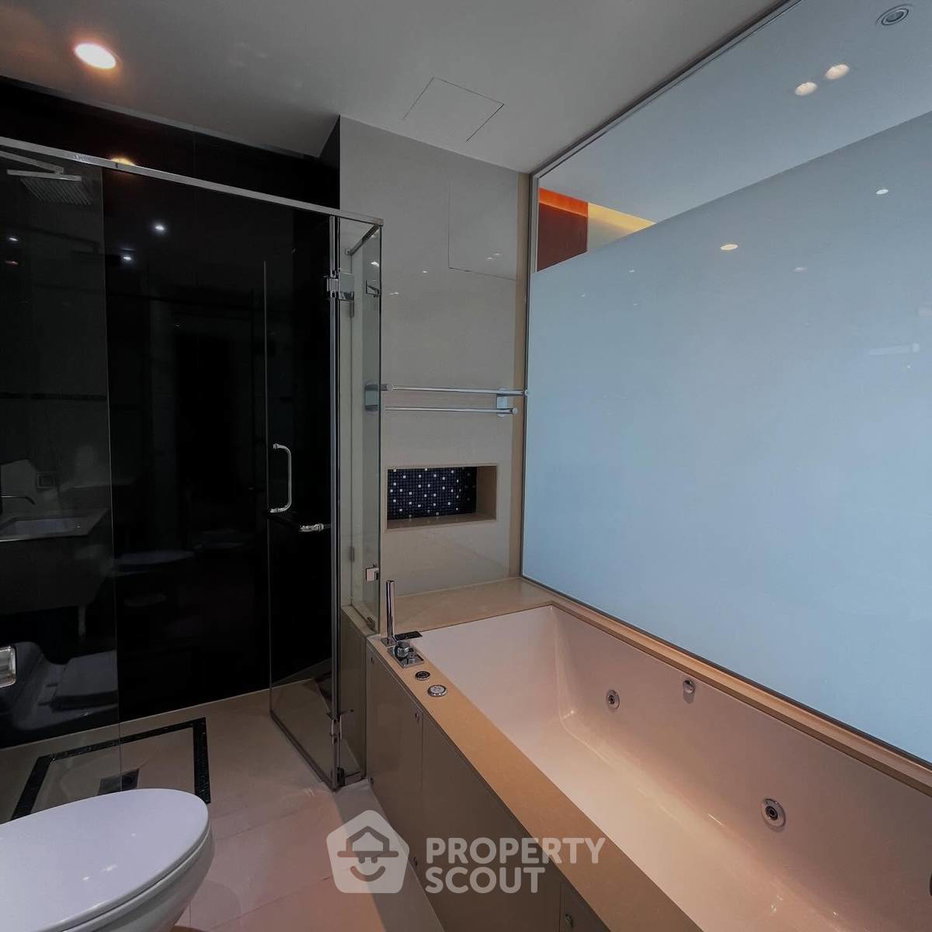 รูป คอนโด 2-ห้องนอน ที่ ดิ แอดเดรส สุขุมวิท 28 ใกล้ BTS พร้อมพงษ์ (ID 2760408) - รูปที่ 17/20