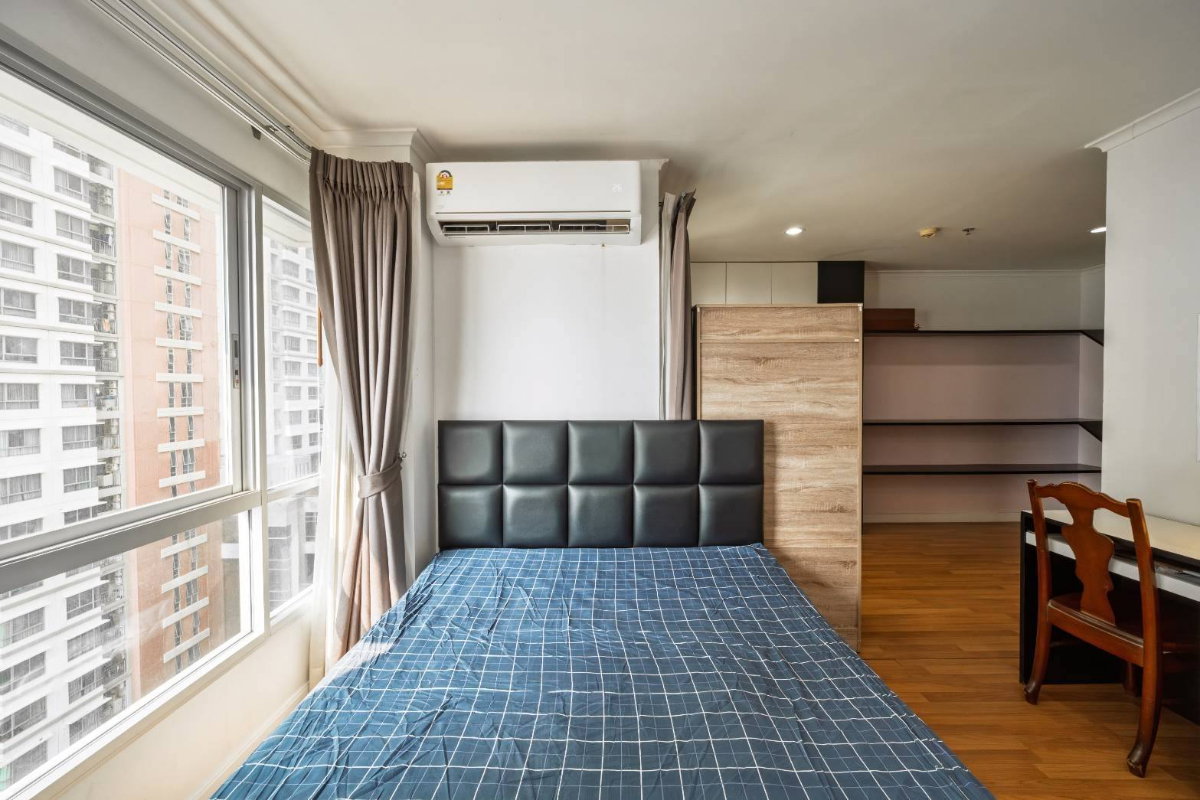 รูป ขายคอนโดวิวสวยริมน้ำ ราคาถูกสุกในโครงการ Lumpini Park Riverside Rama 3 (ลุมพินี พาร์ค ริเวอร์ไซด์ พระราม 3) เหมาะทั้งอยู่เองและลงทุน - รูปที่ 1/7