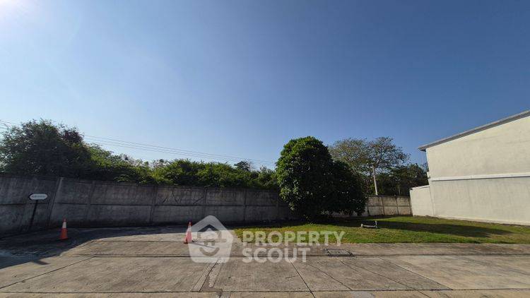 รูป ทาวน์เฮ้าส์ 3-ห้องนอน ใน เมืองนนทบุรี (ID 2780787) - รูปที่ 2/8