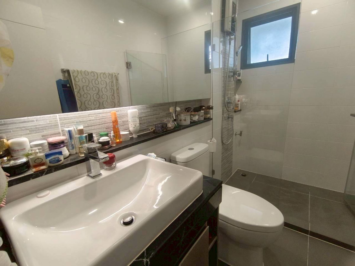 รูป ด่วน! บ้านแปลงมุมสวยที่สุดในโครงการ บุราสิริ พัฒนาการ 87 พร้อมปิดดีล ต่อรองได้ - รูปที่ 11/12