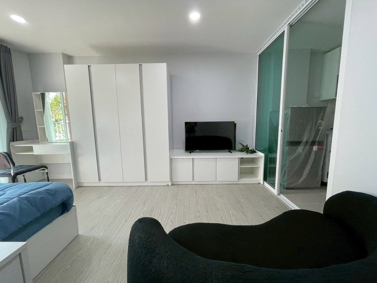 รูป ขาย บ้านกรุงไทยคอนโด ห้องรีโนเวทใหม่  ทำเลดีมาก นิมมานซอย 6 โทร. 098-9690236 (แจน) - รูปที่ 4/7