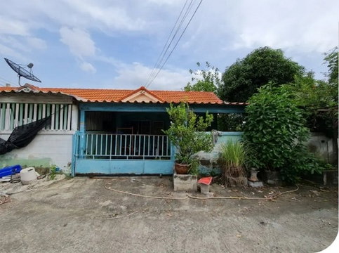 FOR SALE TOWNHOUSE PROPERTY 1109000 BAHT.