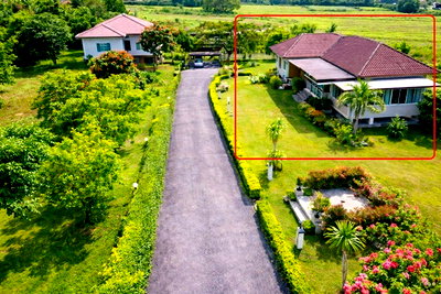 เช่าบ้านเดี่ยว ปากช่อง โคราช : ทองสมบูรณ์ 7 กม. แม็คโคร ปากช่อง บ้านพักสไตล์รีสอร์ตในเขาใหญ่180 ตร.ม. 2นอน 2 น้ำ บรรยากาศ เงียบสงบ ร่มรื่น วิวภูเขา ทิวทัศน์ของภูเขา