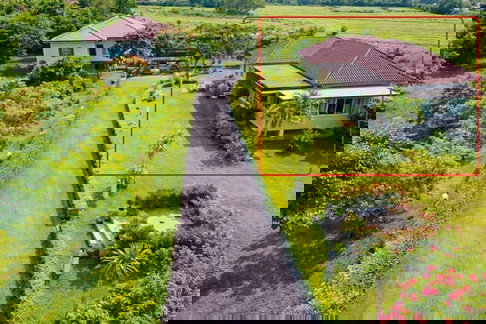 ทองสมบูรณ์ 7 กม. แม็คโคร ปากช่อง บ้านพักสไตล์รีสอร์ตในเขาใหญ่180 ตร.ม. 2นอน 2 น้ำ บรรยากาศ เงียบสงบ ร่มรื่น วิวภูเขา ทิวทัศน์ของภูเขา