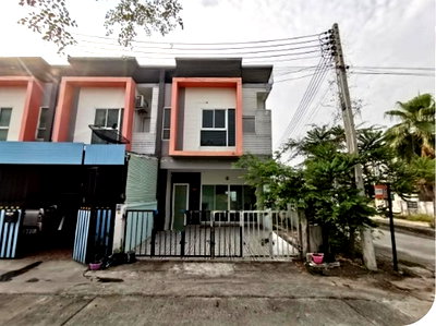 ทาวน์โฮม ชลบุรี : BP00564 ขายทาวน์เฮ้าส์ หมู่บ้านอรินสิริปาร์ค@ พานทอง ตำบลหนองหงษ์ อำเภอพานทอง จังหวัดชลบุรี