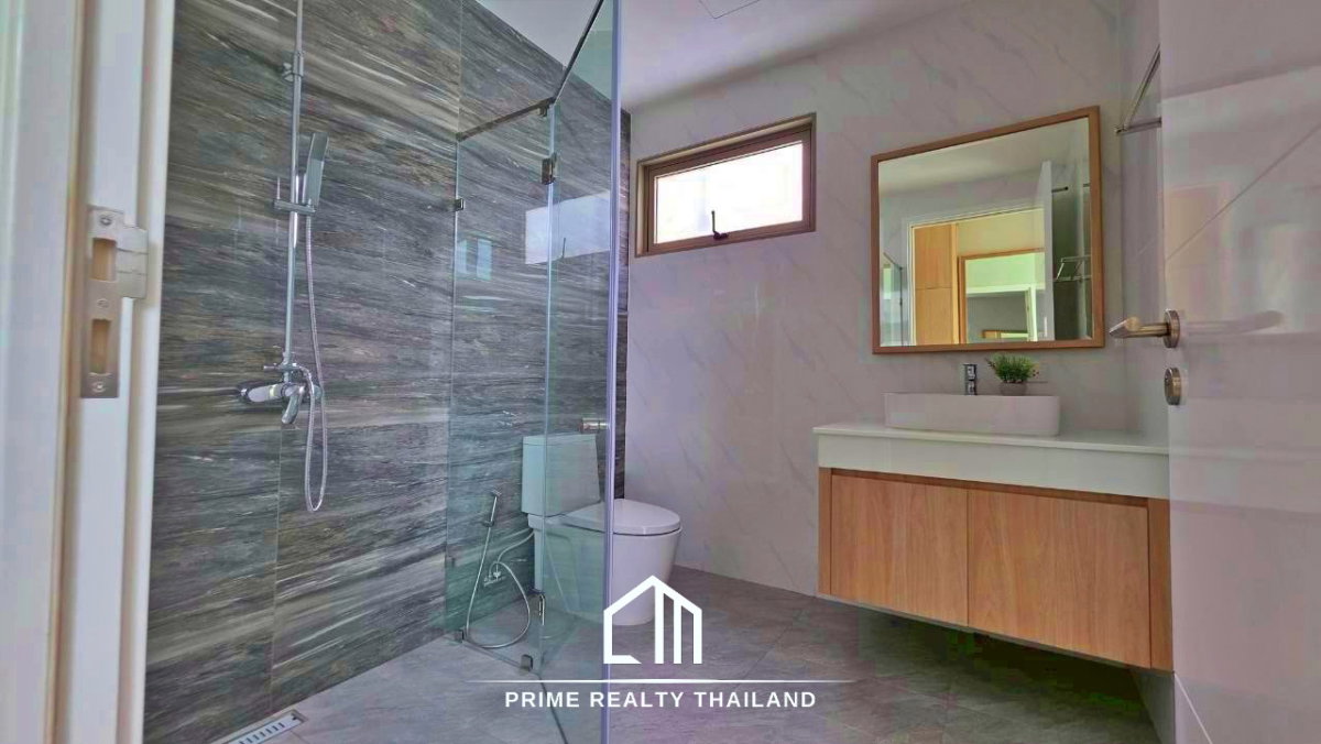 รูป วิลล่าหรู 2 ชั้น พร้อมสระว่ายน้ำ 4 ห้องนอน – โฉนดครุฑแดง ถือกรรมสิทธิ์ฟรีโฮลด์ - รูปที่ 20/20