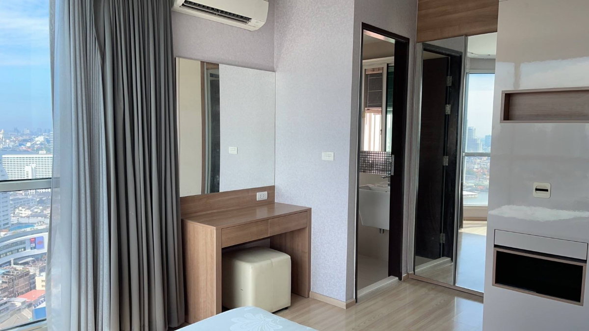 รูป คอนโด Rhythm สาทร ให้เช่า ชั้น 30 ห้องสวย ใจกลาง CBD โทร 063-6165390 - รูปที่ 3/4