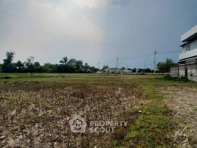 รูป ที่ดินสำหรับปล่อยขาย 98,560 ตารางเมตร แถว ใน ยุหว่า (ID 2674467) - รูปที่ 4/6