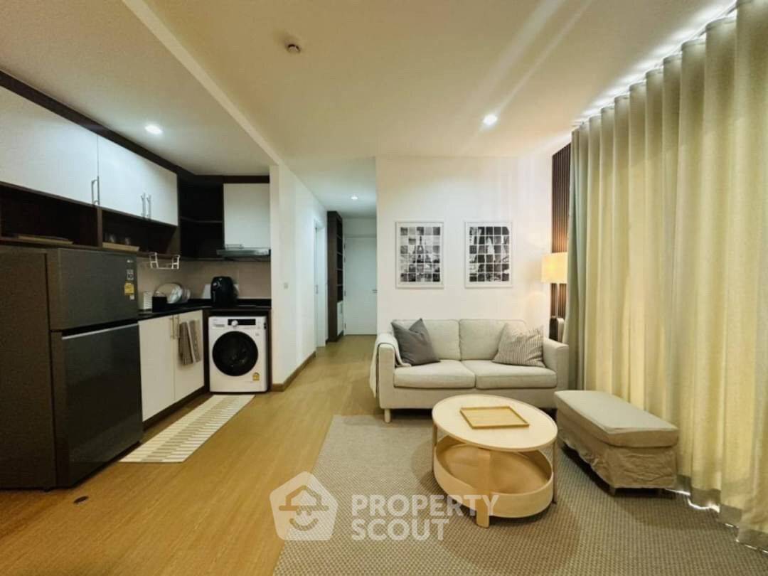 picture 2-BR Condo At 6th Avenue Sukhumvit 15, 300m to BTS Nana (ID 1549227) - 2/11