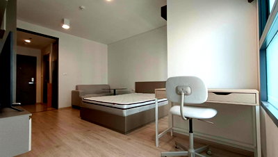 Condos for sale : for Sale Condo Ideo Sathorn Wongwian Yai near BTS Walk 3 minutes foreigner quota 