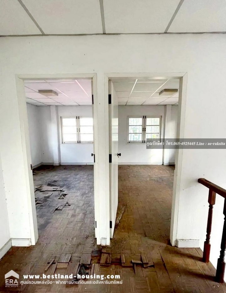 รูป ขาย ที่ดิน 50.6 ตร.วา พร้อมบ้านเดี่ยว 2 ชั้น ม.โกลเด้นเพลซ ฉลองกรุงซ.22 ใกล้สามแยกเจ้าคุณทหาร เขตลาดกระบัง ใกล้สนามบินสุวรรณภุมิ ขายถูก - รูปที่ 4/13