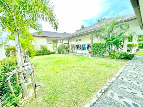รูป เช่า Pool Villa บ้านเดี่ยวหรู สไตล์โมเดิร์น 6 นอน 7 น้ำ ใกล้ตลาดห้วยใหญ่ 900ม.215 ตร.ว. 600 ตร.ม. พรีเมียม ทำเลศักยภาพ ห้วยใหญ่ - รูปที่ 8/8