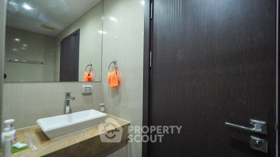 รูป คอนโด 2-ห้องนอน ที่ เดอะ เพลส พระตำหนัก ใกล้ ถนนพระตำหนัก พัทยา (ID 2475075) - รูปที่ 6/11