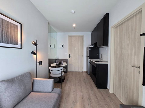 RS5829 ให้เช่า คอนโด Nue District R9 เพียง 250 ม. ถึง MRT พระราม 9