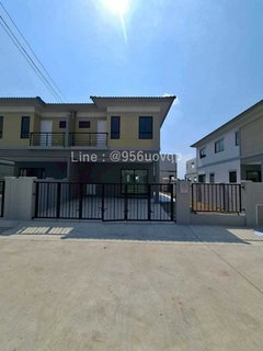 รูปภาพ Svs335 ให้เช่าบ้านแฝด บ้านเปล่าไม่มีเฟอร์  เดอะ แพลนท์ ศรีนครินทร์-เทพารักษ์