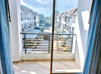 Townhouses for sale Krungthep Kreetha Road : For Sale Townhouse/Townhome  , Baan Klang Muang The Paris Rama 9-Ramkamhaeng , Saphan Sung , Saphan Sung , Bangkok , CX-108334 ✅ Live chat with us ADD LINE @connexproperty ✅