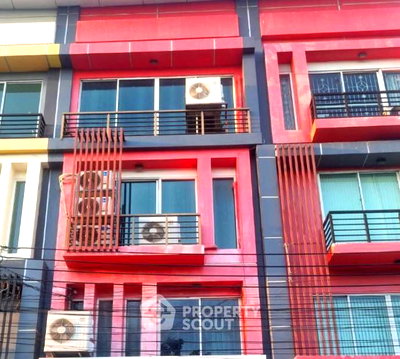 ทาวน์โฮม กรุงเทพมหานคร : ทาวน์เฮ้าส์ 4-ห้องนอน ใกล้ ท่าอากาศยานสุวรรณภูมิ (ID 2753346)