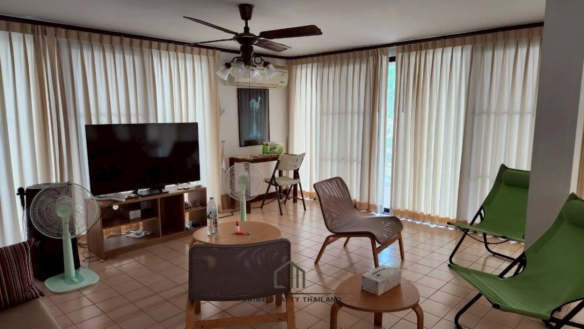 picture Luxury Beachfront Villa – 4 Bedrooms, 5 Bathrooms, Private Pool - 10/14