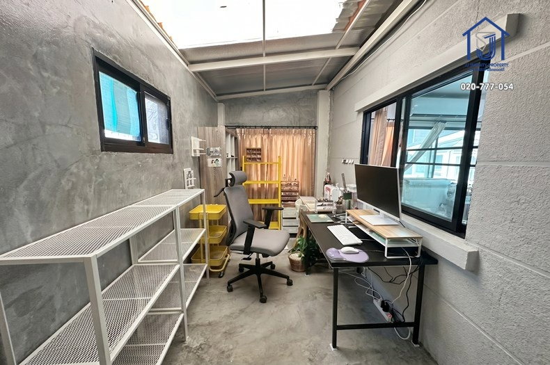 รูป ขายทาวน์โฮม 2 ชั้น หมู่บ้านโมดิ วิลล่า ลาดกระบัง-สุวรรณภูมิ "หลังมุม" ถนนหลวงแพ่ง ใกล้สนามบิน & มอเตอร์เวย์ - รูปที่ 11/15