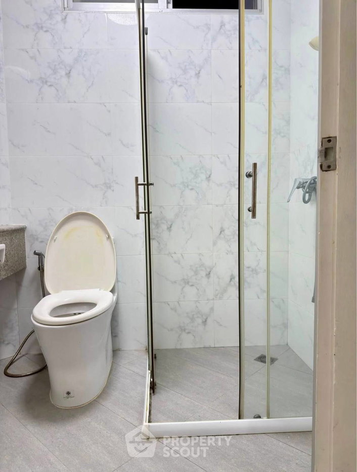 picture 3-BR Condo at Wittayu Complex near BTS Phloen Chit (ID 2811036) - 22/22