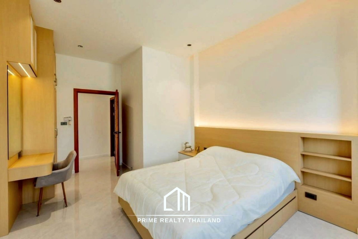 รูป พูลวิลล่าหรูสร้างใหม่ – ดีไซน์ทันสมัย พร้อมความเป็นส่วนตัว - รูปที่ 18/21