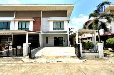 ทาวน์โฮม เมืองฉะเชิงเทรา ฉะเชิงเทรา : ขายทาวน์โฮม 2 ชั้น หมู่บ้านโมดิ วิลล่า ลาดกระบัง-สุวรรณภูมิ "หลังมุม" ถนนหลวงแพ่ง ใกล้สนามบิน & มอเตอร์เวย์