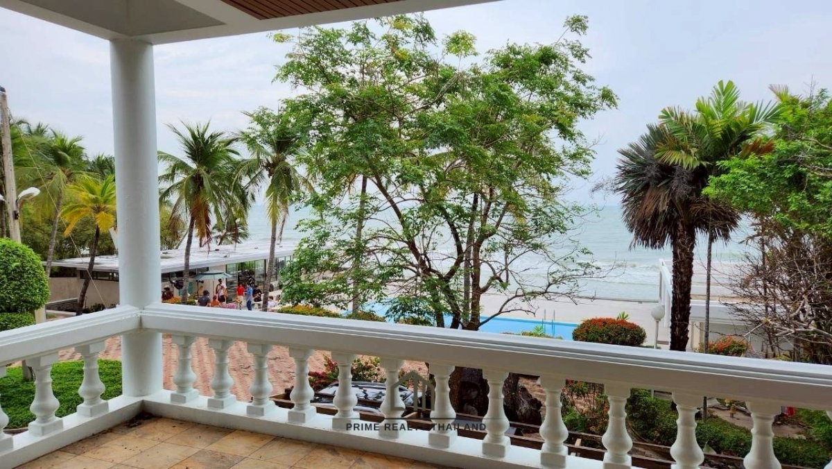 picture Luxury Beachfront Villa – 4 Bedrooms, 5 Bathrooms, Private Pool - 7/14