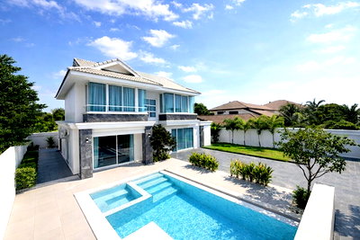 เช่าบ้านเดี่ยว หนองปรือ ชลบุรี : ถ.จอมเทียน AIRBNB ให้เช่าบ้าน Pool Villa 5 นอน 5 น้ำ ใกล้ถนนชัยพฤกษ์ และตลาดชุมชน 800 ม. 102 ตร.ว. 300 ตร.ม. สระว่ายน้ำส่วนตัว เฟอร์ฯครบ