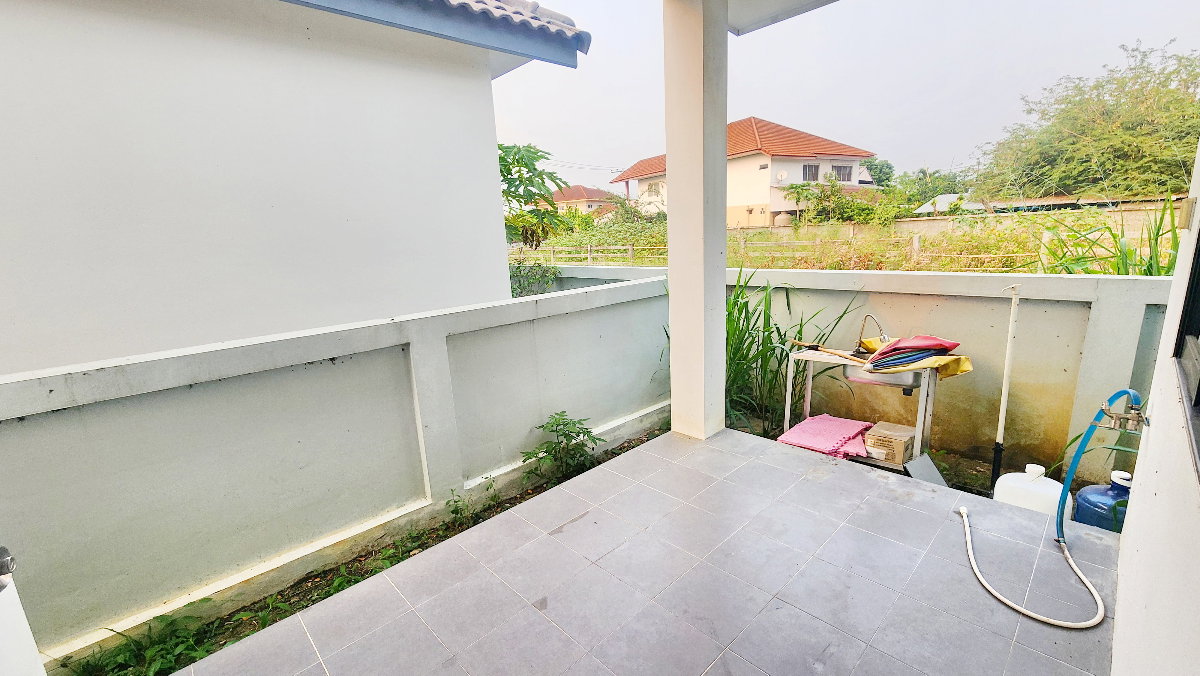 รูป บ้านเดี่ยวใกล้เมือง 3 นอน 2 น้ำ 53 ตรว. ในงบไม่ถึง 3 ล้าน เข้าเมืองง่าย ใกล้ ม.พายัพ ทำเลดี ราคาคุ้ม พร้อมอยู่ทันที - รูปที่ 10/13