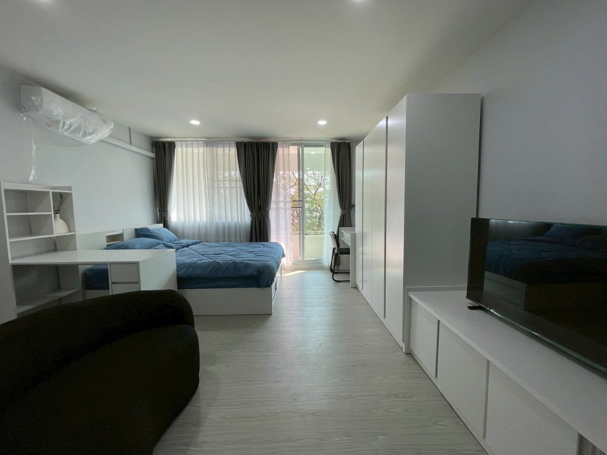 รูป ขาย บ้านกรุงไทยคอนโด ห้องรีโนเวทใหม่  ทำเลดีมาก นิมมานซอย 6 โทร. 098-9690236 (แจน) - รูปที่ 3/7