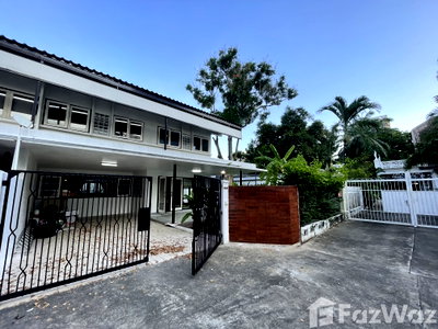 เช่าบ้านเดี่ยว สวนเบญจสิริ : บ้านเดี่ยวให้เช่า 3 ห้องนอน ใน คลองตันเหนือ, กรุงเทพมหานคร 1169192