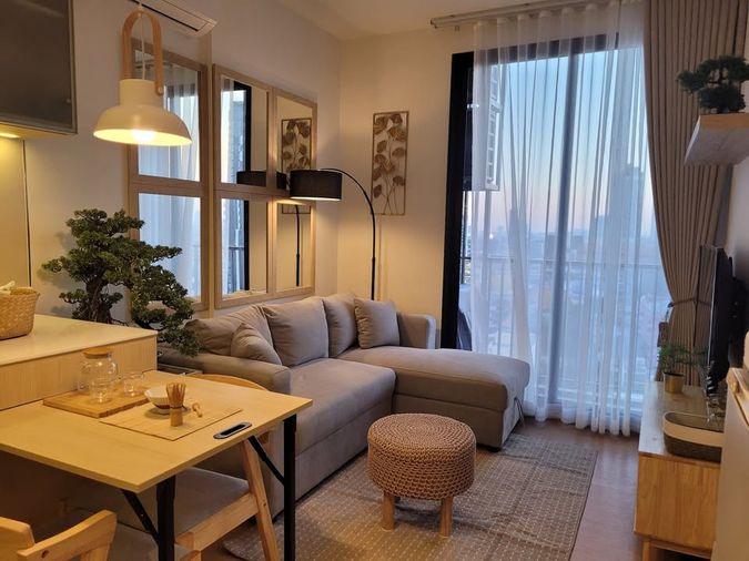 Maru Ekkamai 2 Condo forRent near BTS Ekkamai Fully Furnished Call 063-6165390