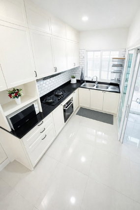 รูป ลดค่าเช่า 50% 2ชั้น 4นอน 4น้ำ คฤหาสน์เฟอร์ครบ ใกล้ แฟชั่นไอส์แลนด์ 50 ตร.ว. 200 ตร.ม. บ้านเดี่ยวหรูหรา นวมินทร์ เดอะมอลล์บางกะปิ 3 กม. - รูปที่ 3/8