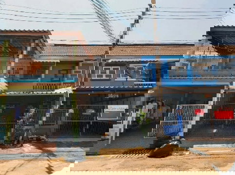 FOR SALE  TOWNHOUSE PROPERTY  1243000 BAHT.