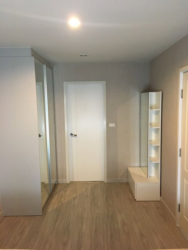 picture The Privacy Ratchada – Sutthisan For Sale - 6/11