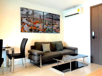 Condos for rent : 🎊 For Rent Condo RHYTHM  SATHORN - NARATHIWAS Building 1, Floor 24,1 bed room, Room size 38 sqm