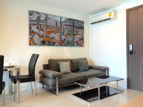 🎊 For Rent Condo RHYTHM  SATHORN - NARATHIWAS Building 1, Floor 24,1 bed room, Room size 38 sqm